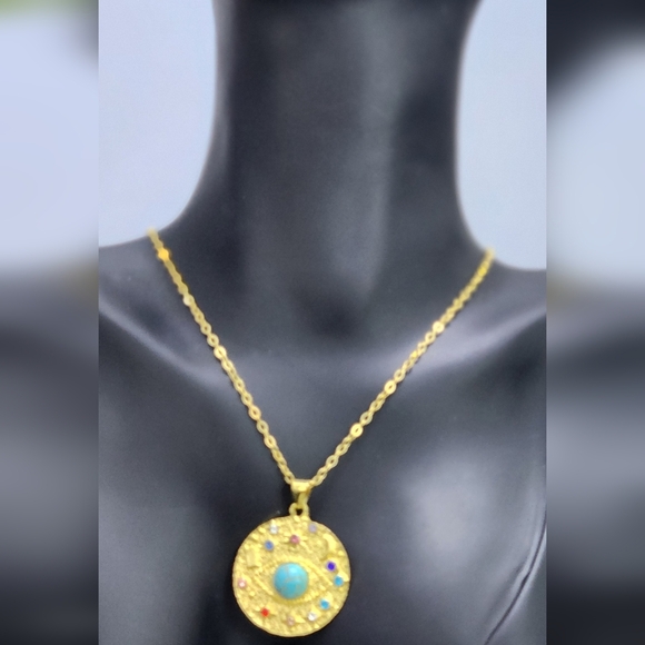 Gold Pendant Necklace with Turquoise Detail - Picture 4 of 4